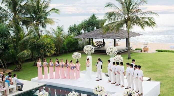 Wedding Pool Decorations